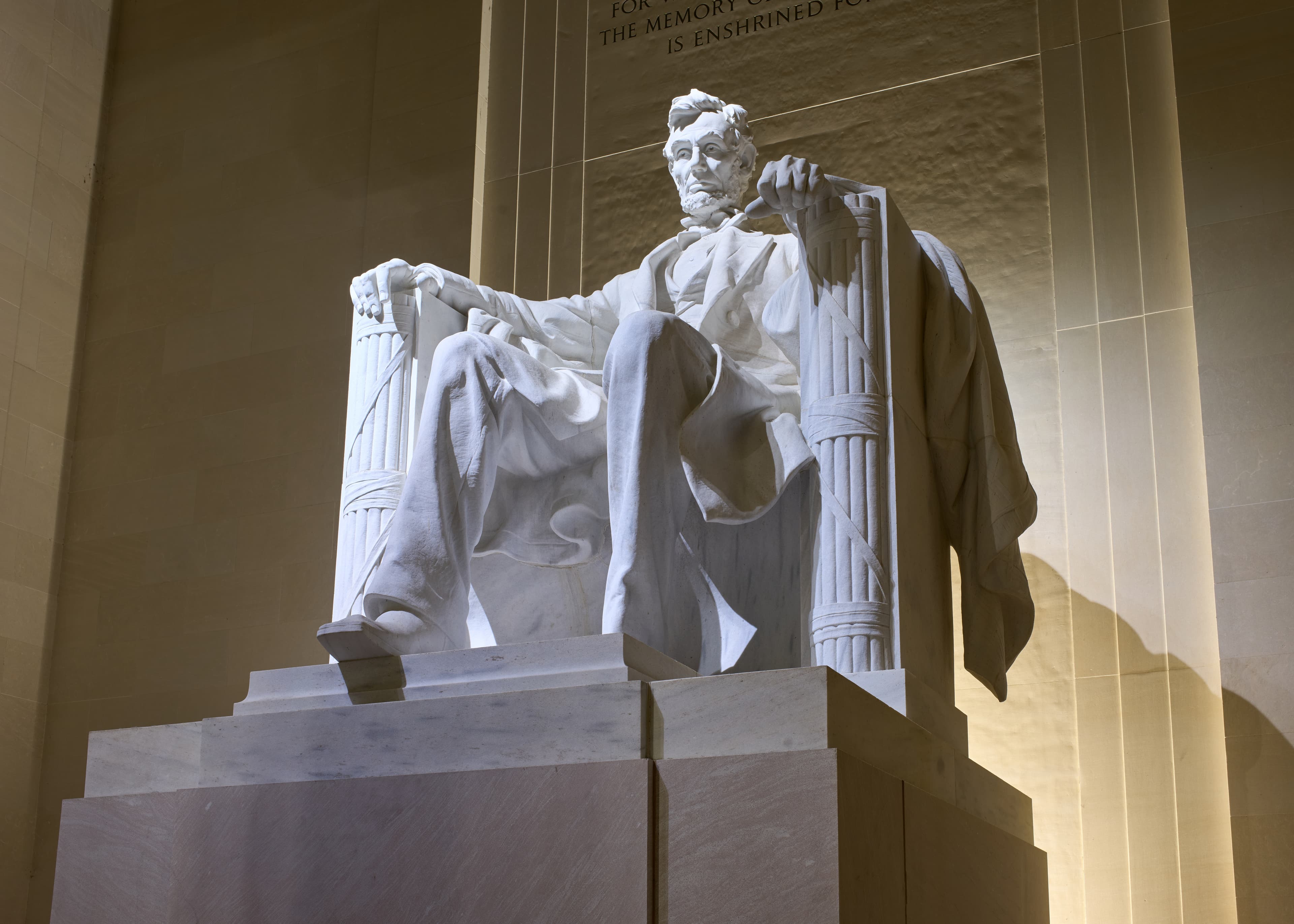 Close-up of the seated Lincoln statue in the Lincoln Memorial