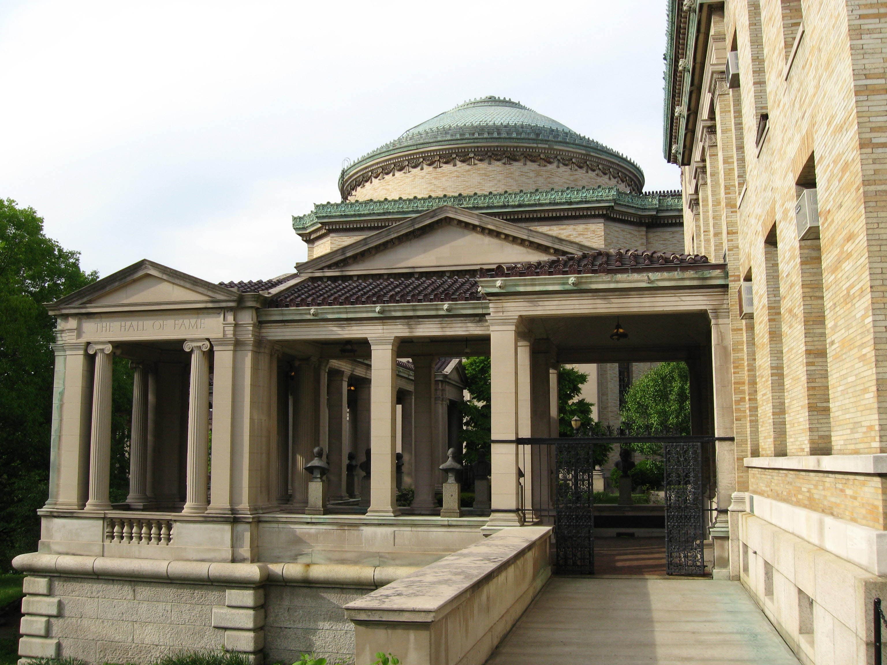 Hall of Fame for Great Americans colonnade, Bronx