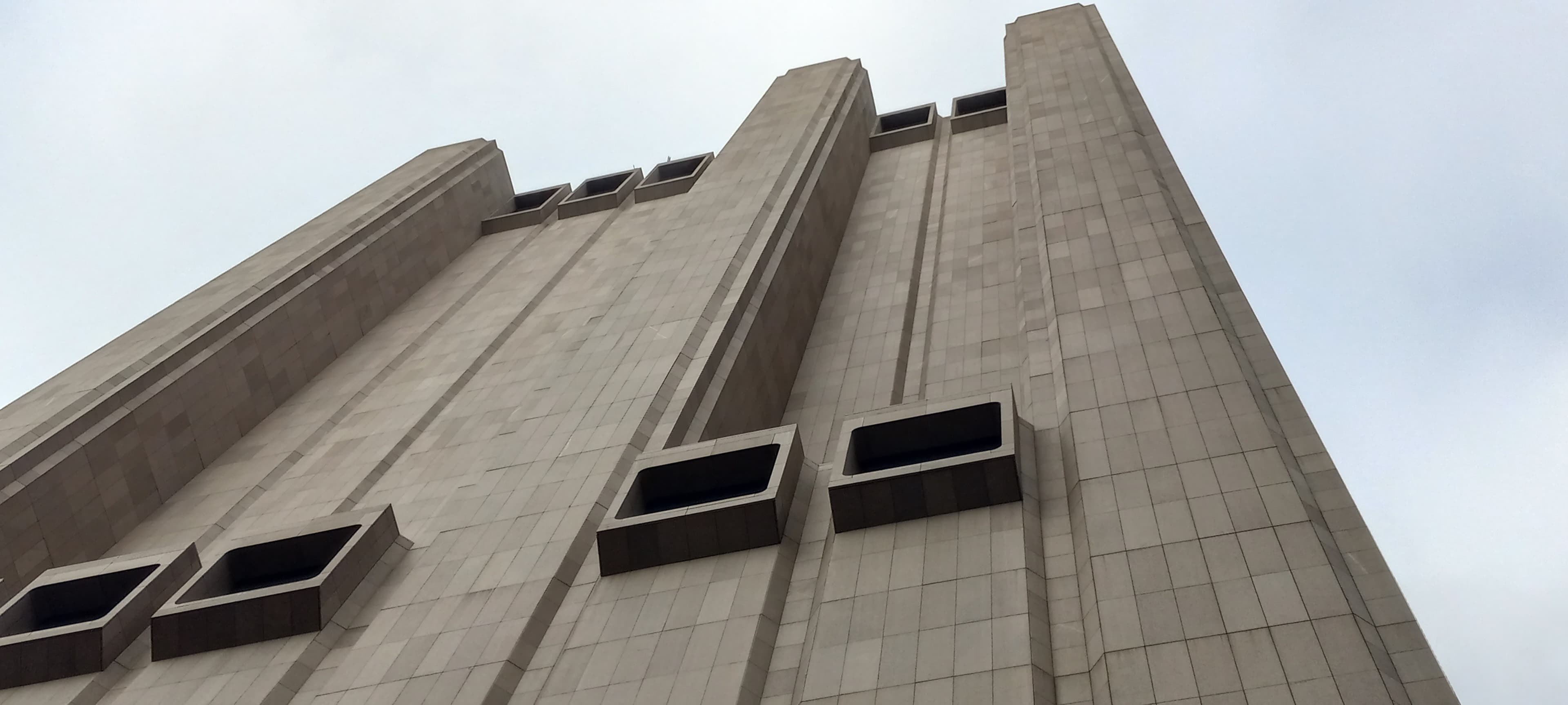 33 Thomas Street: The Windowless Brutalist Monolith of Tribeca