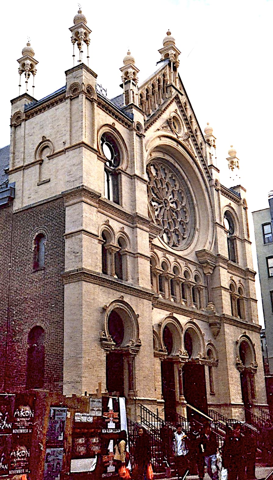 Eldridge Street Synagogue exterior