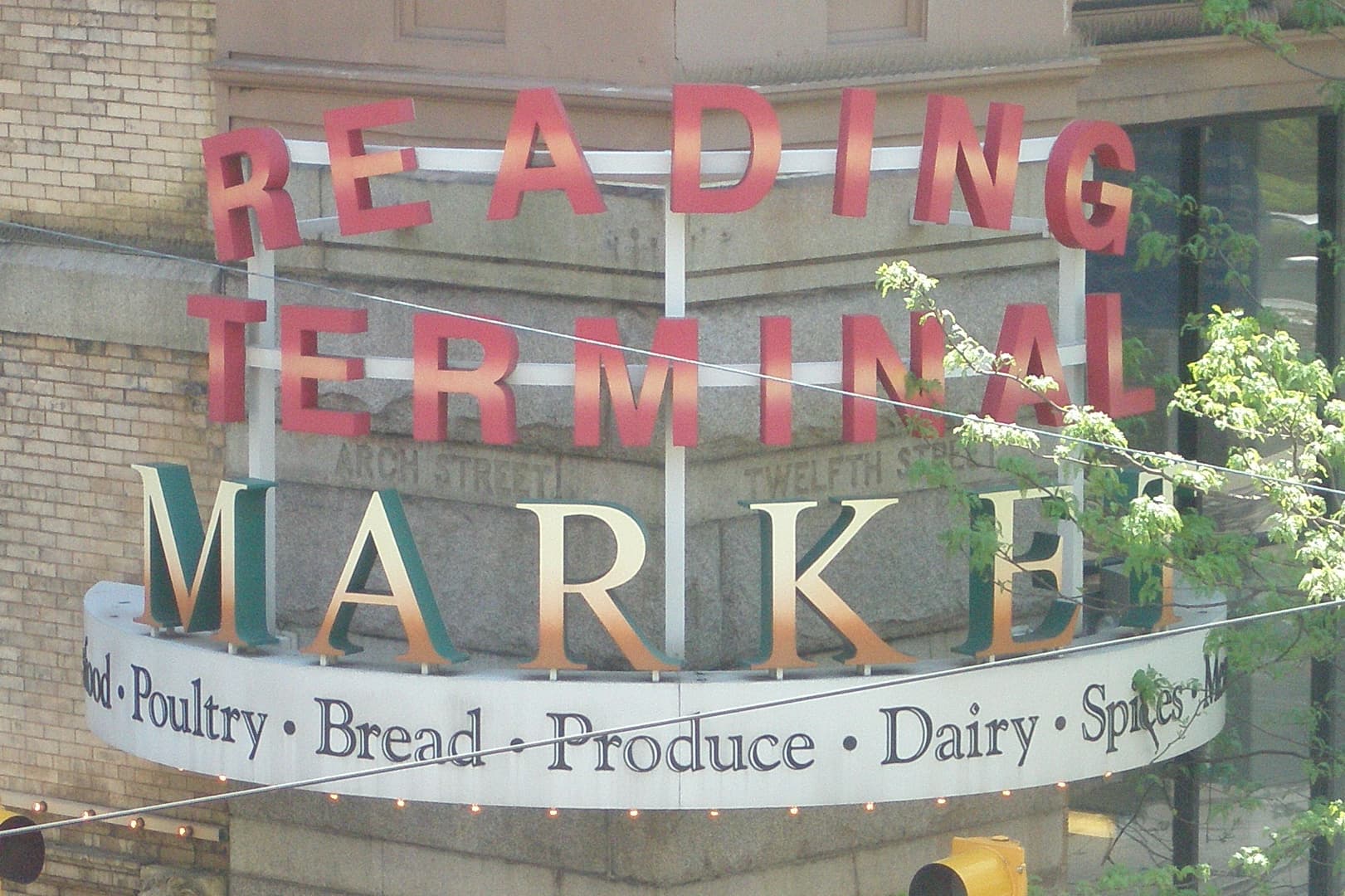 Reading Terminal Market exterior