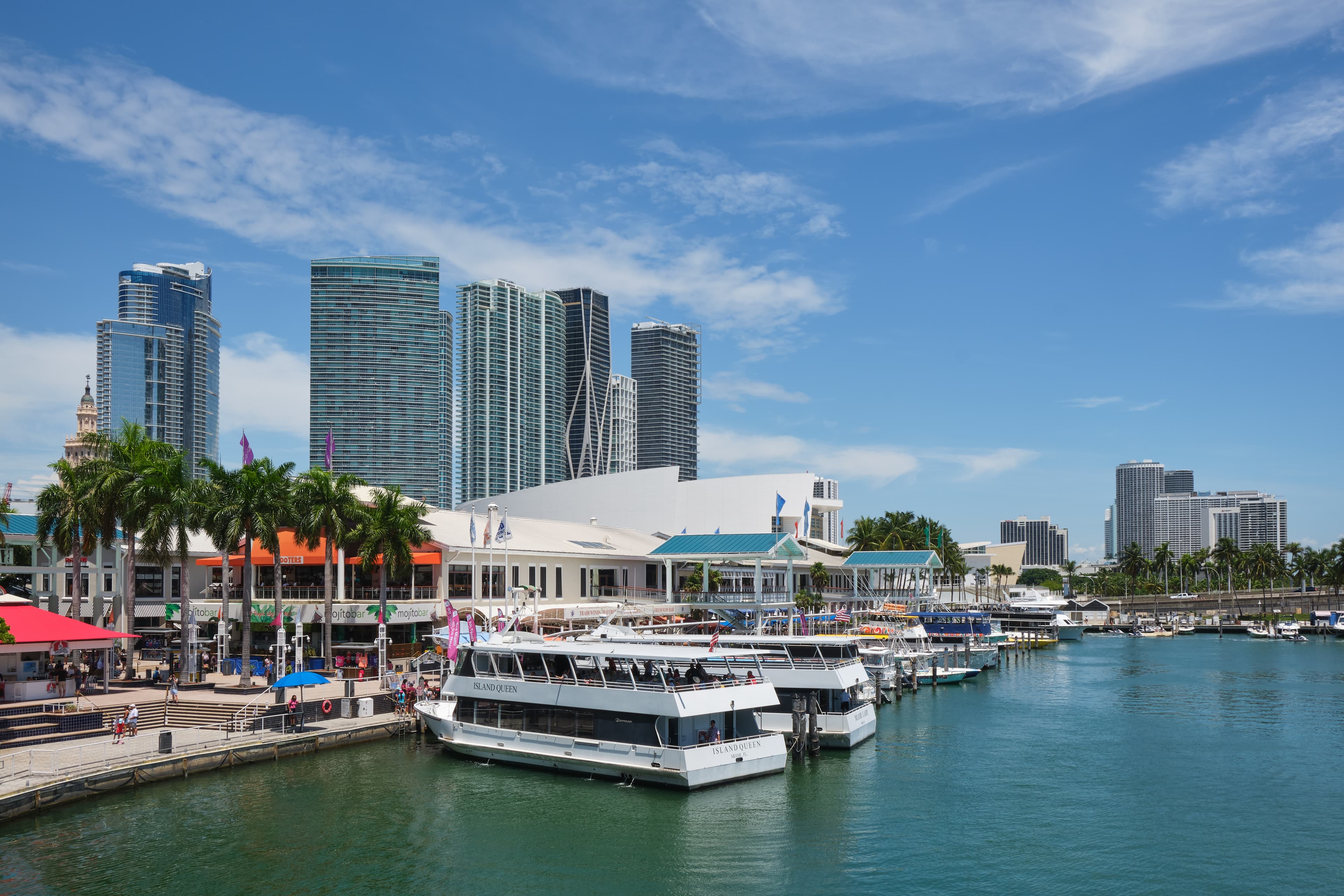 A wide view of Bayside Marketplace on the Downtown Miami bayfront.